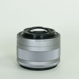 Canon EF-M15-45mm F3.5-6.3 IS STM
