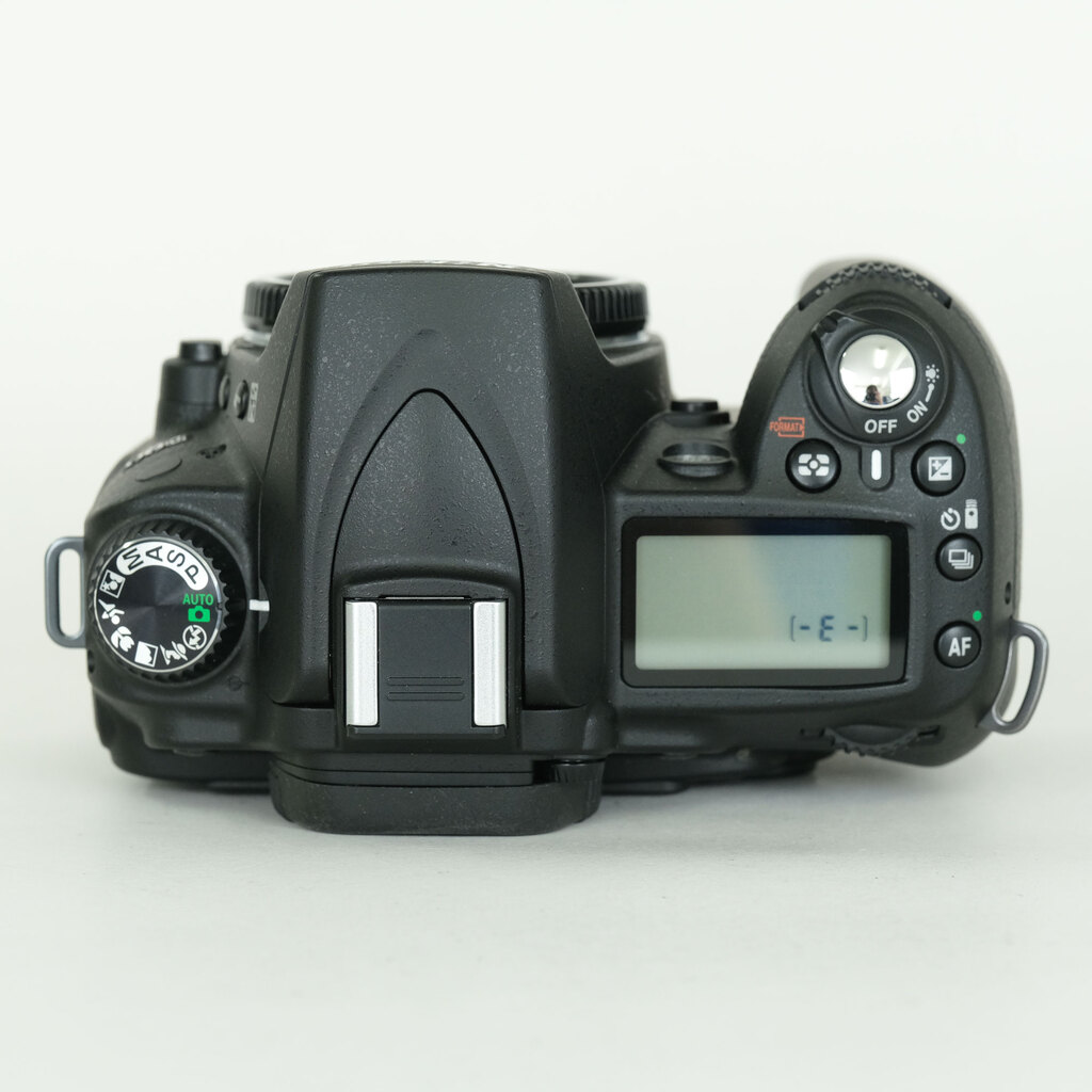 Nikon D90 ボディ