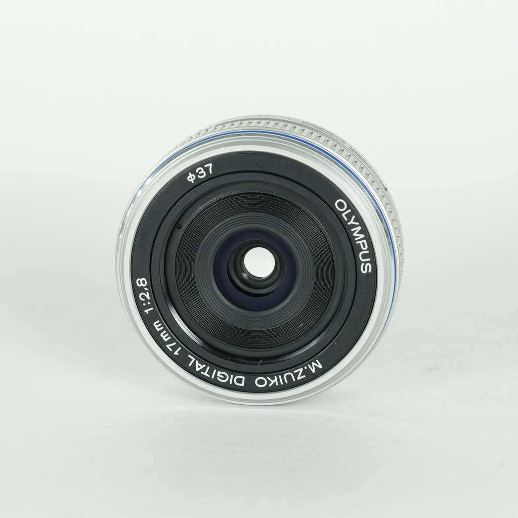OLYMPUS M.ZUIKO DIGITAL 17mm F2.8 シルバーの出品 | ONE SCENE（ワン
