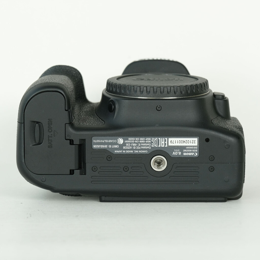 Canon EOS 80D Canon EOS 80D