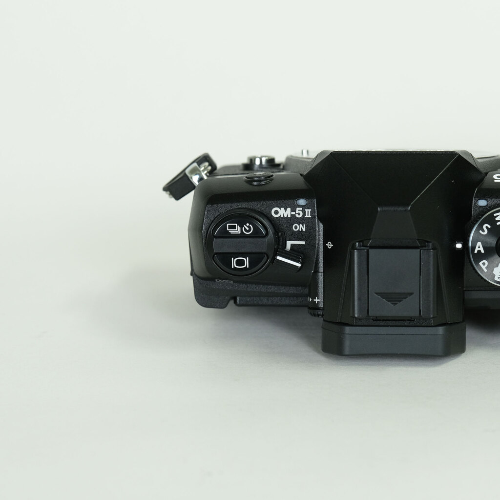 OM SYSTEM OM-5 Mark II ボディ ブラック