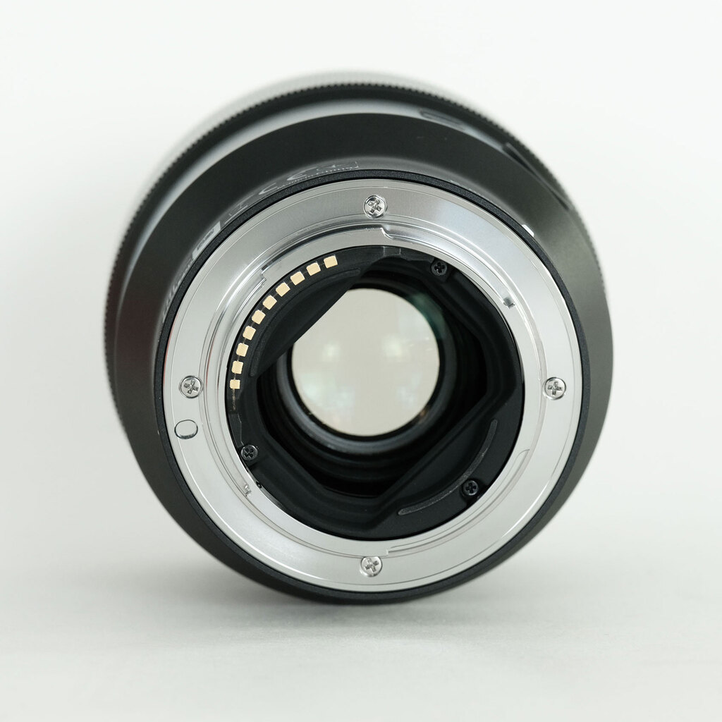 SONY FE 85mm F1.8 SEL85F18