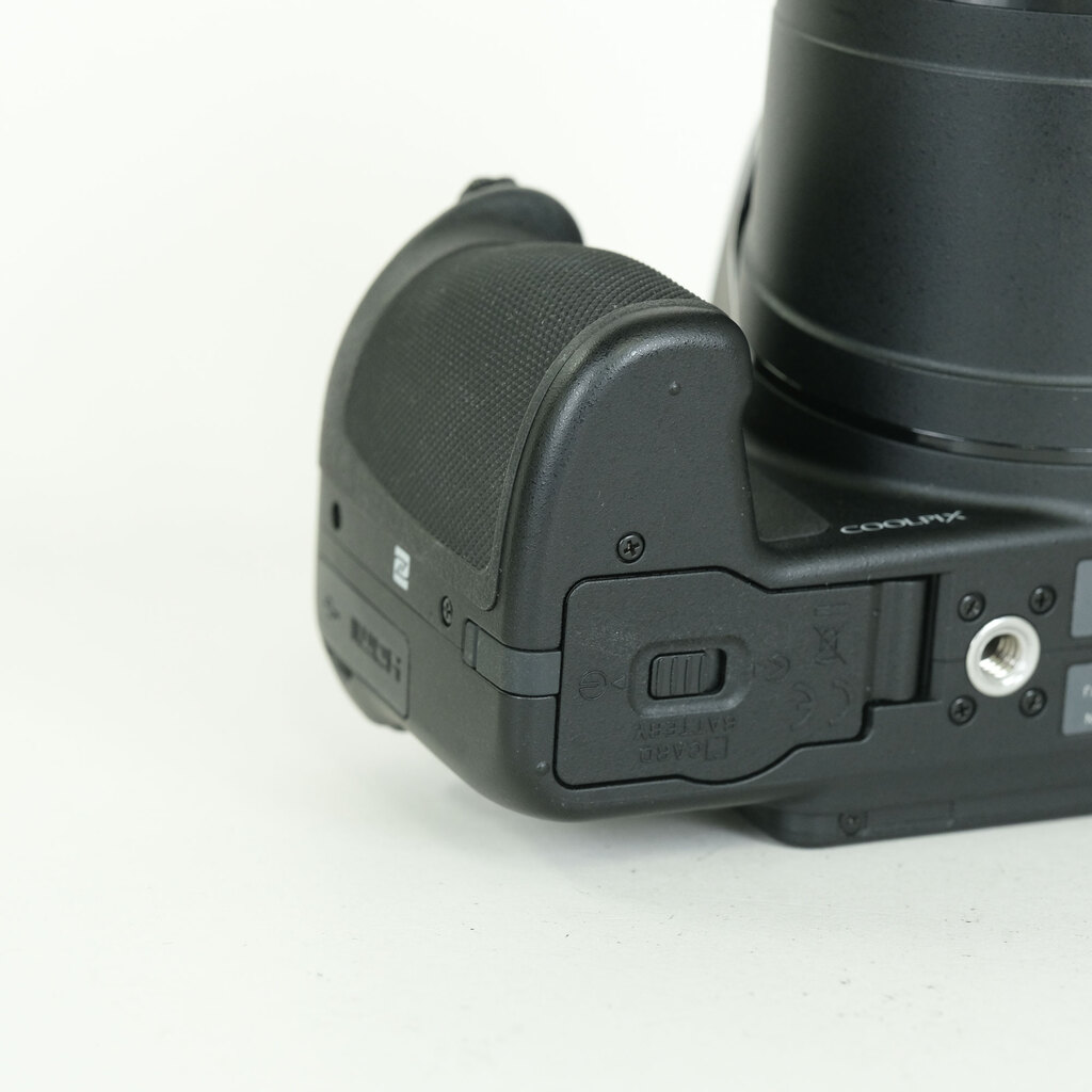 Nikon COOLPIX B700 ブラック Nikon COOLPIX B700 ブラック