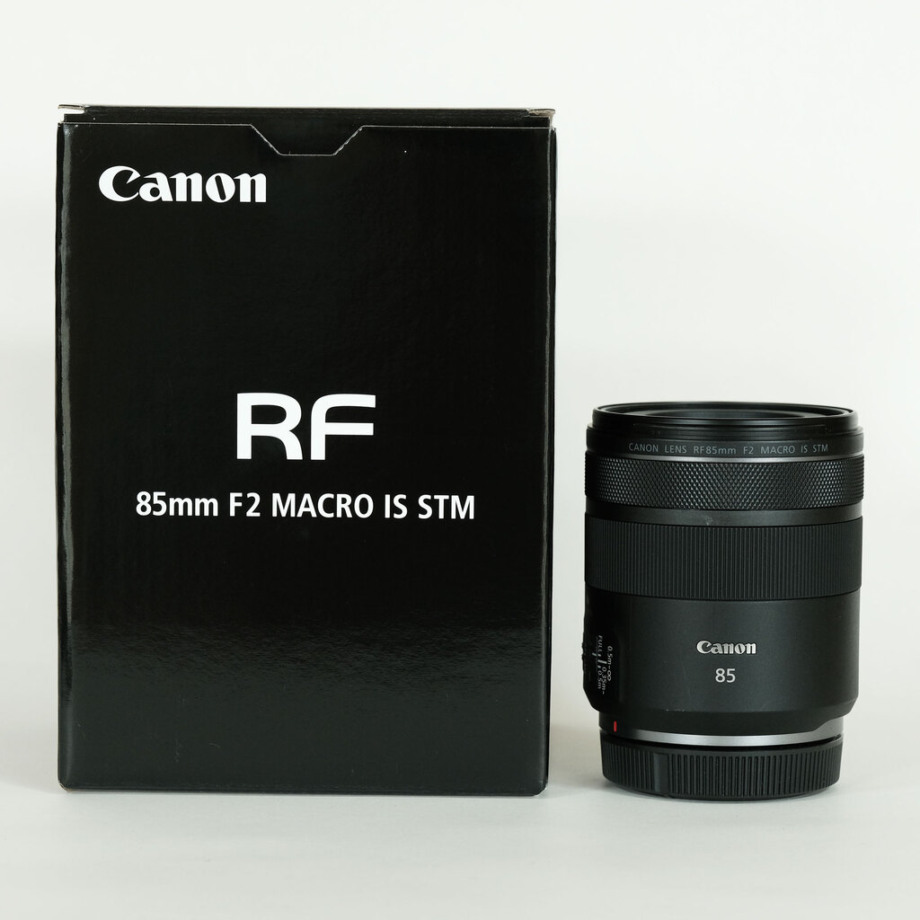 Canon RF85mm F2 MACRO IS STMの出品 | ONE SCENE（ワンシーン）