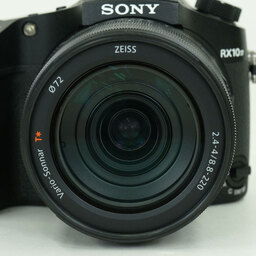 SONY Cyber-shot DSC-RX10M4
