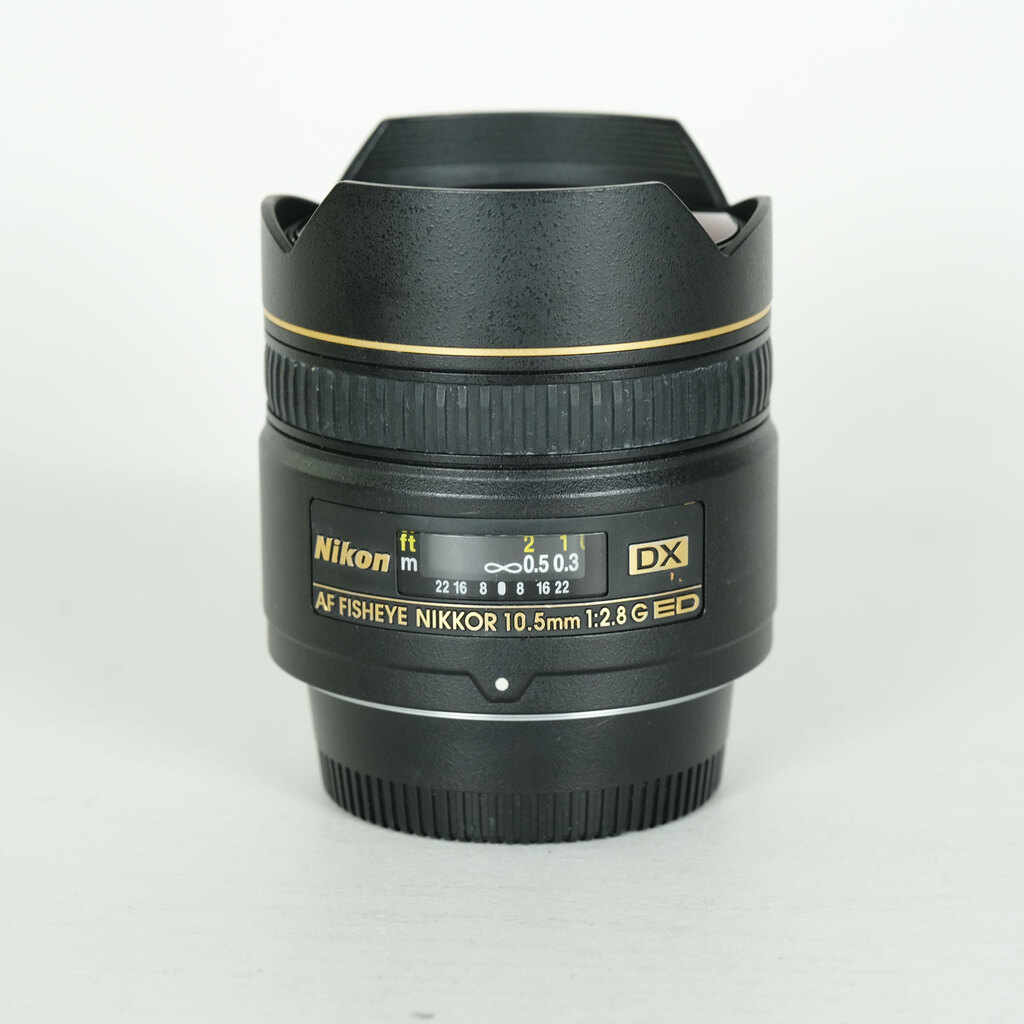 Nikon AF DX Fisheye-Nikkor 10.5mm F2.8G ED