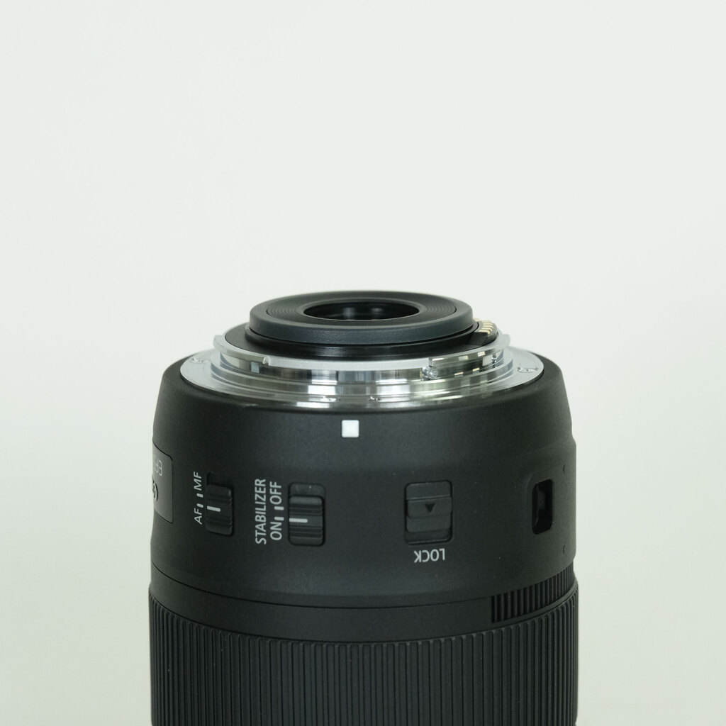 Canon EF-S18-135mm F3.5-5.6 IS USM