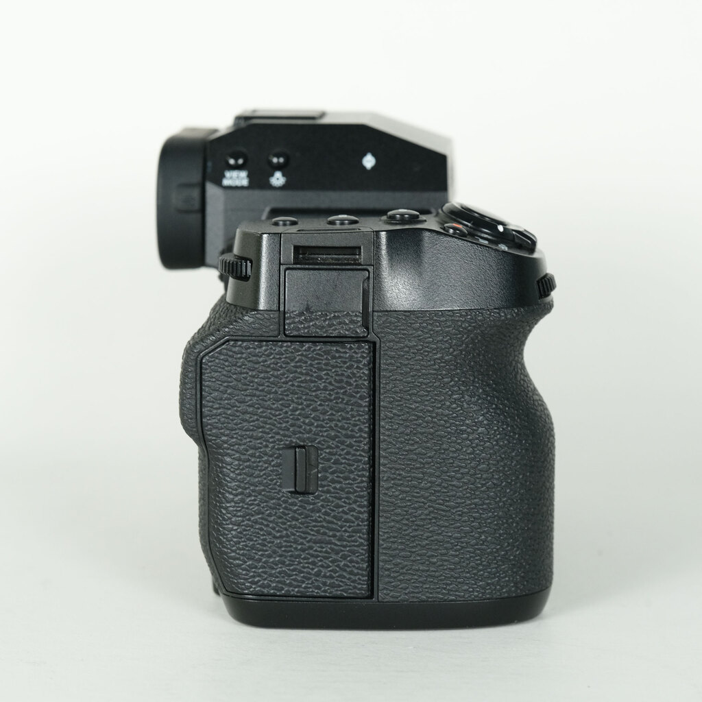 FUJIFILM X-H2 FUJIFILM X-H2