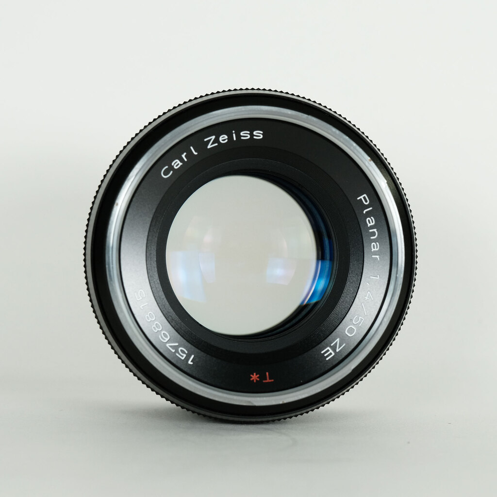 Carl Zeiss Planar T* 50mm F1.4 ZE [キヤノンEF用]