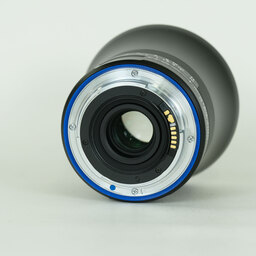 Carl Zeiss Milvus 2.8/18 ZE Carl Zeiss Milvus 2.8/18 ZE