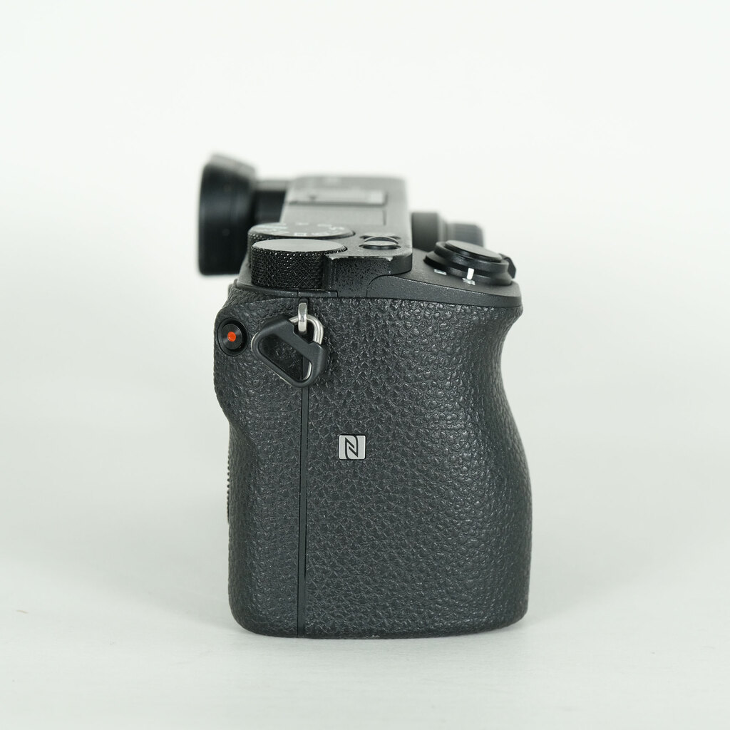 SONY α6500（ILCE-6500）の出品 | ONE SCENE（ワンシーン）