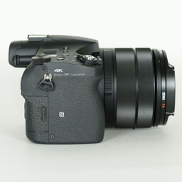 SONY Cyber-shot DSC-RX10M3