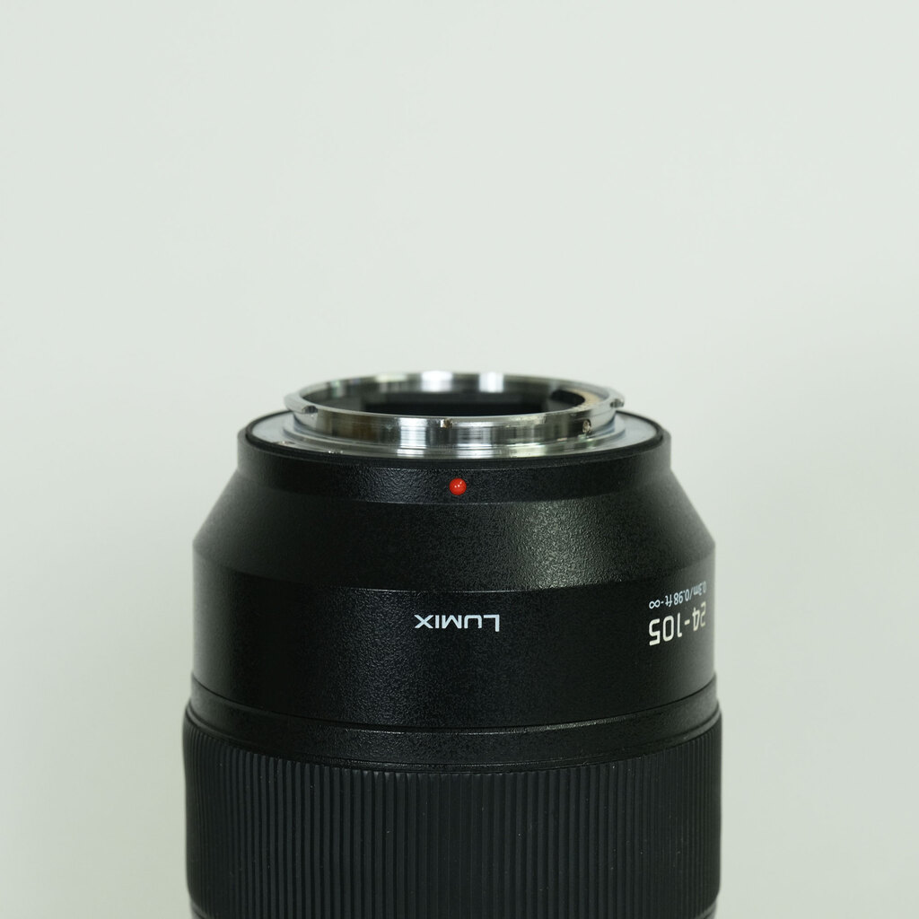 Panasonic LUMIX S 24-105mm F4 MACRO O.I.S.