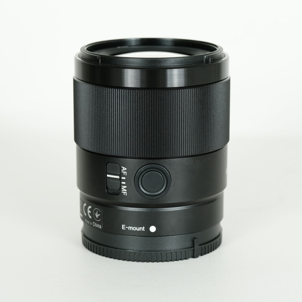 SONY FE 35mm F1.8 SEL35F18F