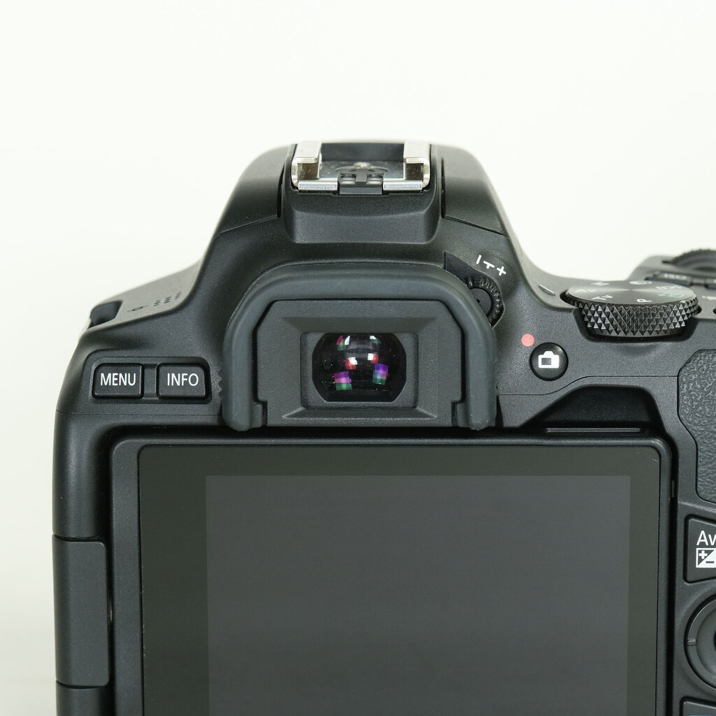 Canon EOS Kiss X10