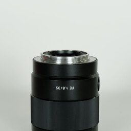 SONY FE 35mm F1.8 SEL35F18F
