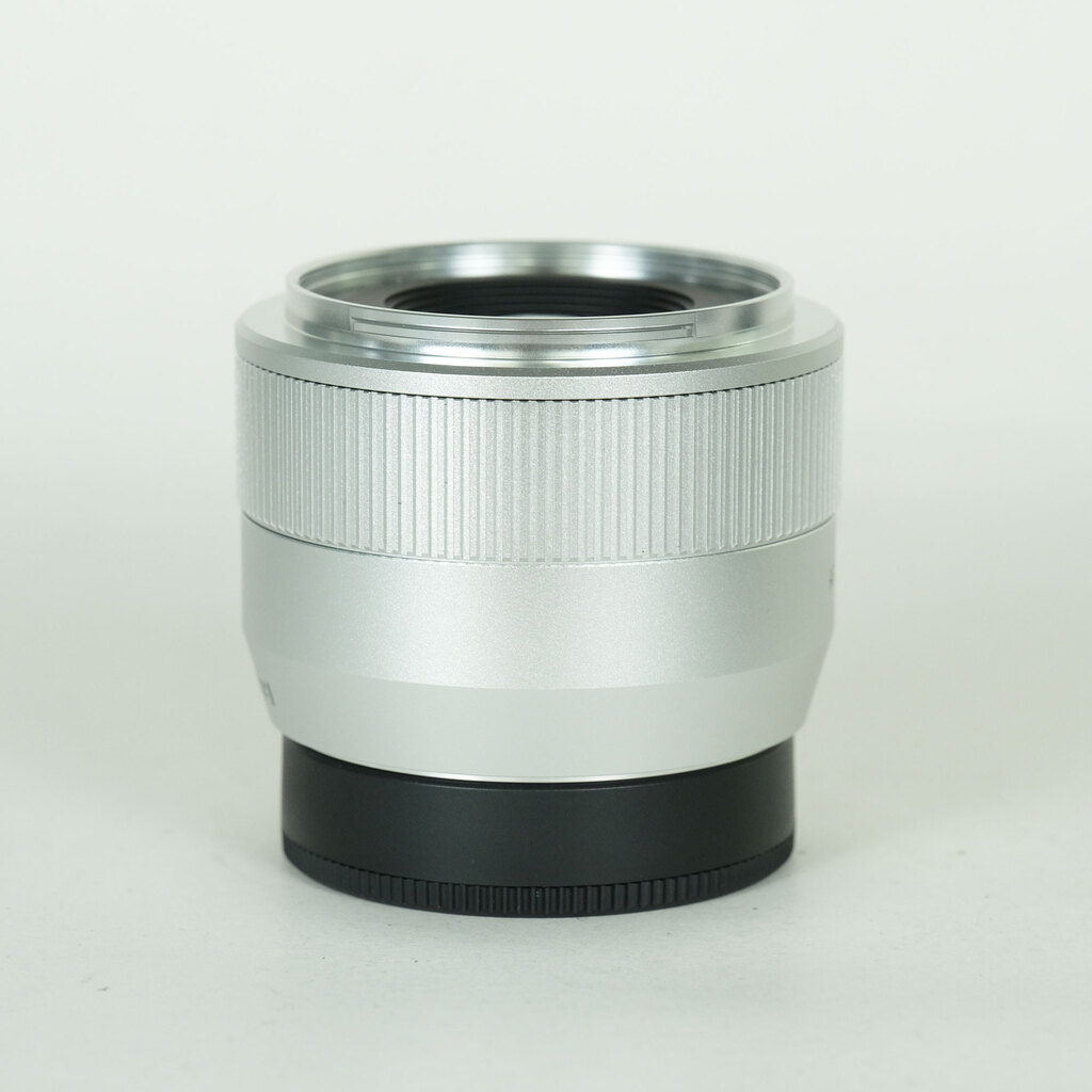 �������w TTArtisan AF 35mm F1.8 II�i�t�W�t�C����X�p�j �V���o�[