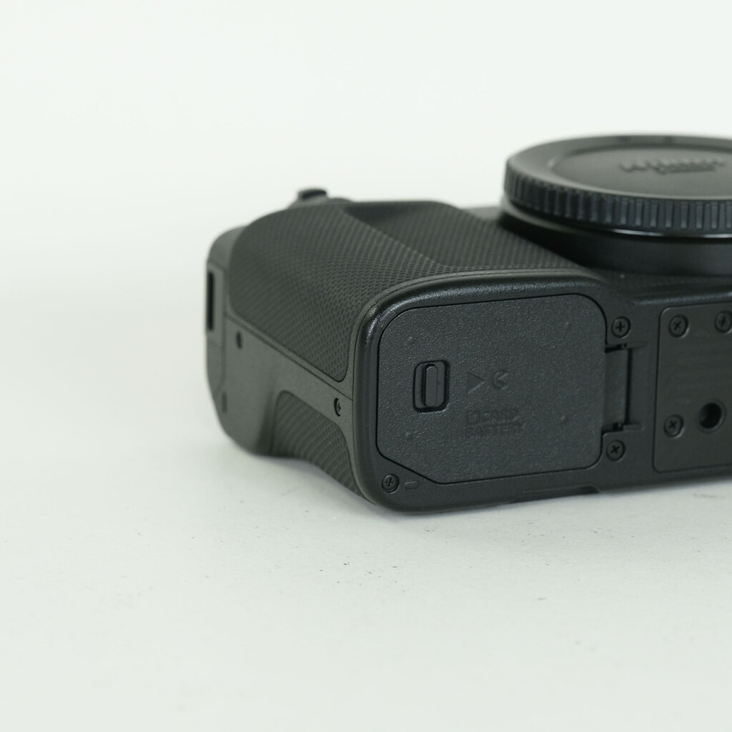 Nikon ZR