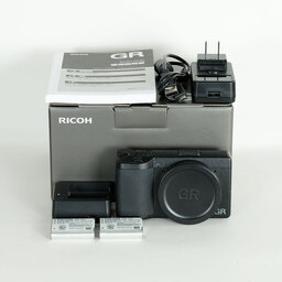 RICOH GR IIIx