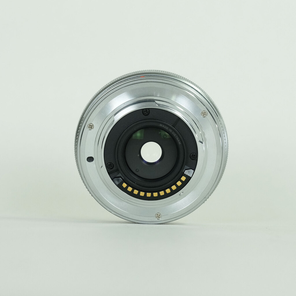 OLYMPUS M.ZUIKO DIGITAL ED 14-42mm F3.5-5.6 EZ シルバー