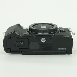 OLYMPUS OM-D E-M5 Mark III