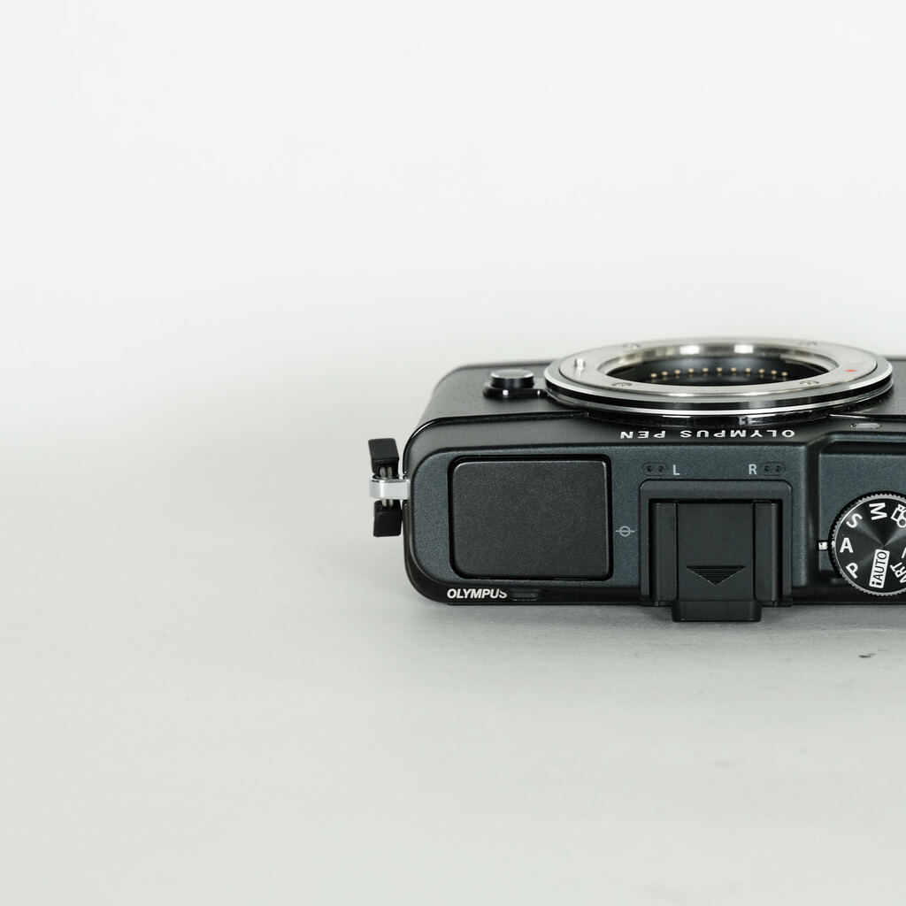 OLYMPUS PEN E-P5 ボディ ブラック