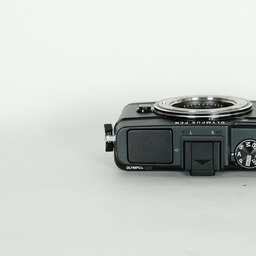 OLYMPUS PEN E-P5 ボディ ブラック