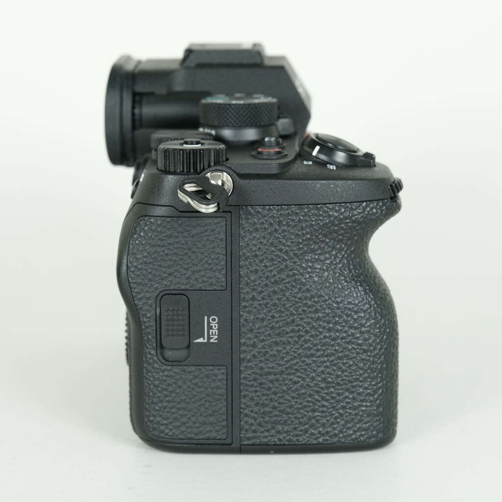 SONY ��7 IV�iILCE-7M4�j [�{�f�B]