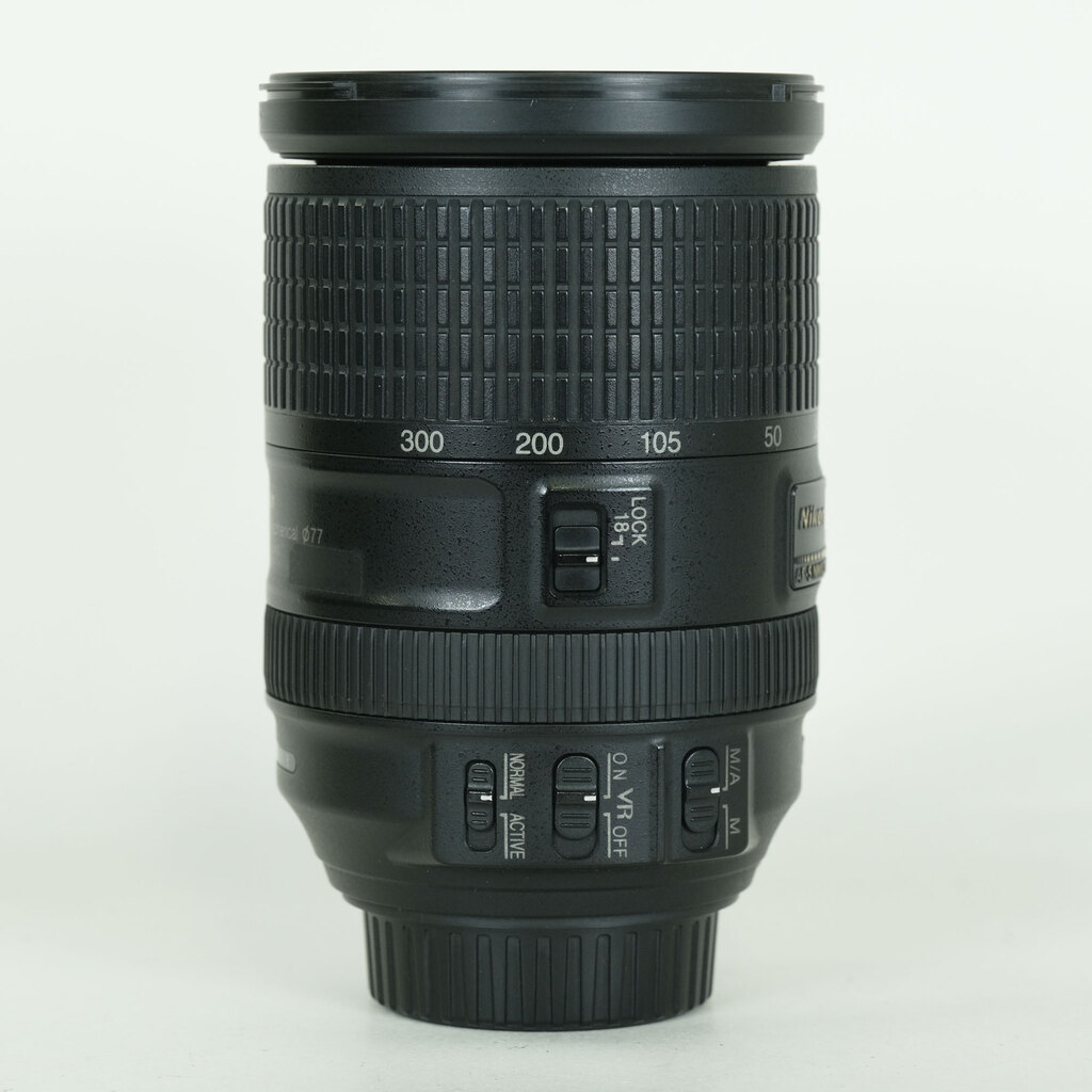 Nikon AF-S DX NIKKOR 18-300mm F3.5-5.6G ED VR