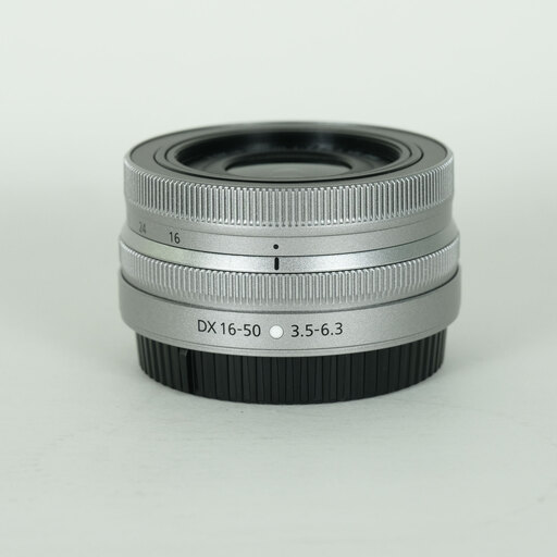 Nikon NIKKOR Z DX 16-50mm f/3.5-6.3 VR Nikon NIKKOR Z DX 16-50mm f/3.5-6.3 VR