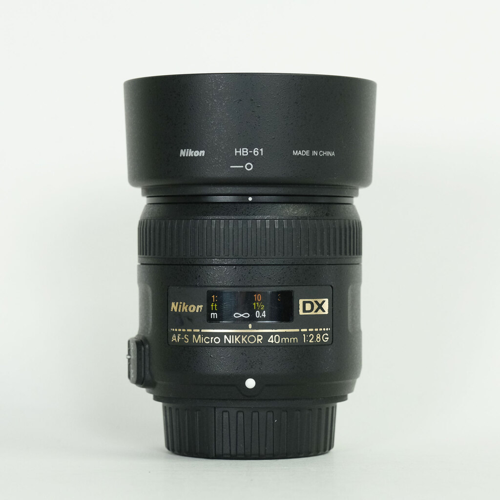 Nikon AF-S DX Micro NIKKOR 40mm f/2.8G Nikon AF-S DX Micro NIKKOR 40mm f/2.8G