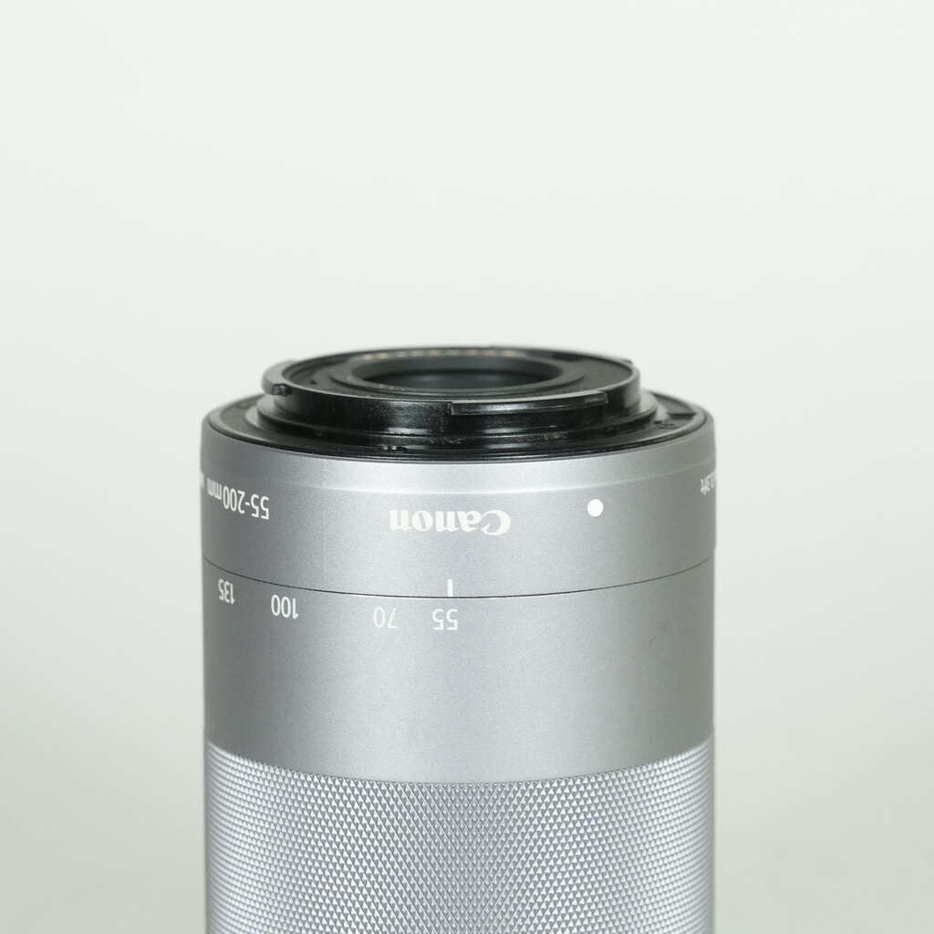 Canon EF-M55-200mm F4.5-6.3 IS STM シルバー