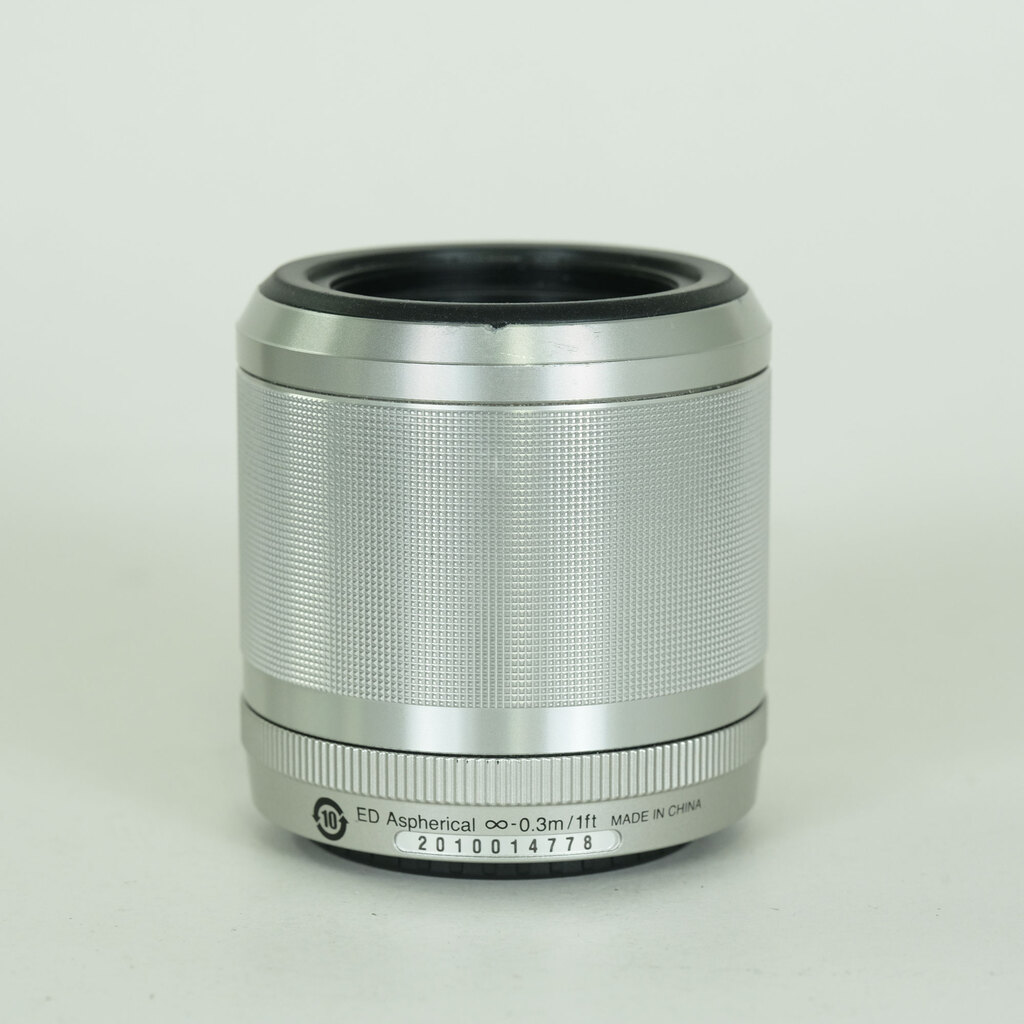 Nikon 1 NIKKOR AW 11-27.5mm F3.5-5.6