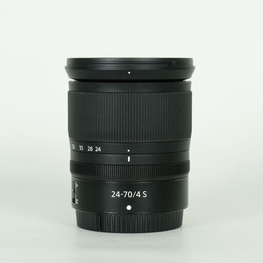 Nikon NIKKOR Z 24-70mm f/4 Sを徹底解説。愛用者のレビュー・作例付き