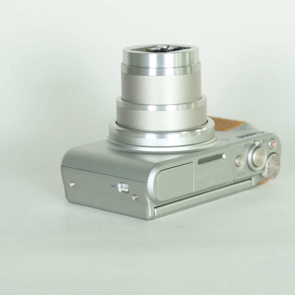 Canon PowerShot SX740 HS シルバー