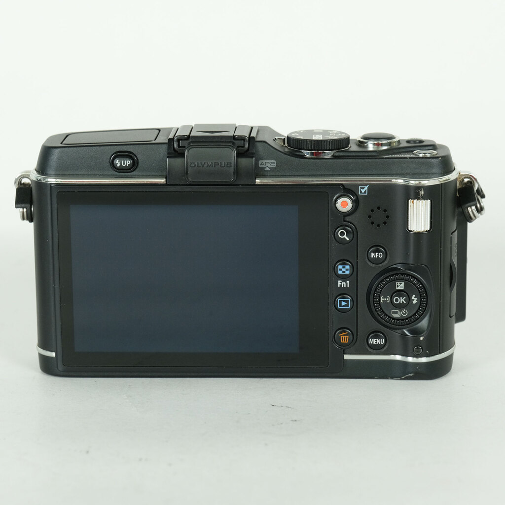OLYMPUS PEN E-P3 ボディ ブラックの出品 | ONE SCENE（ワンシーン）