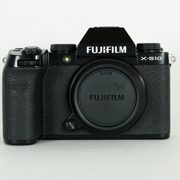 FUJIFILM X-S10