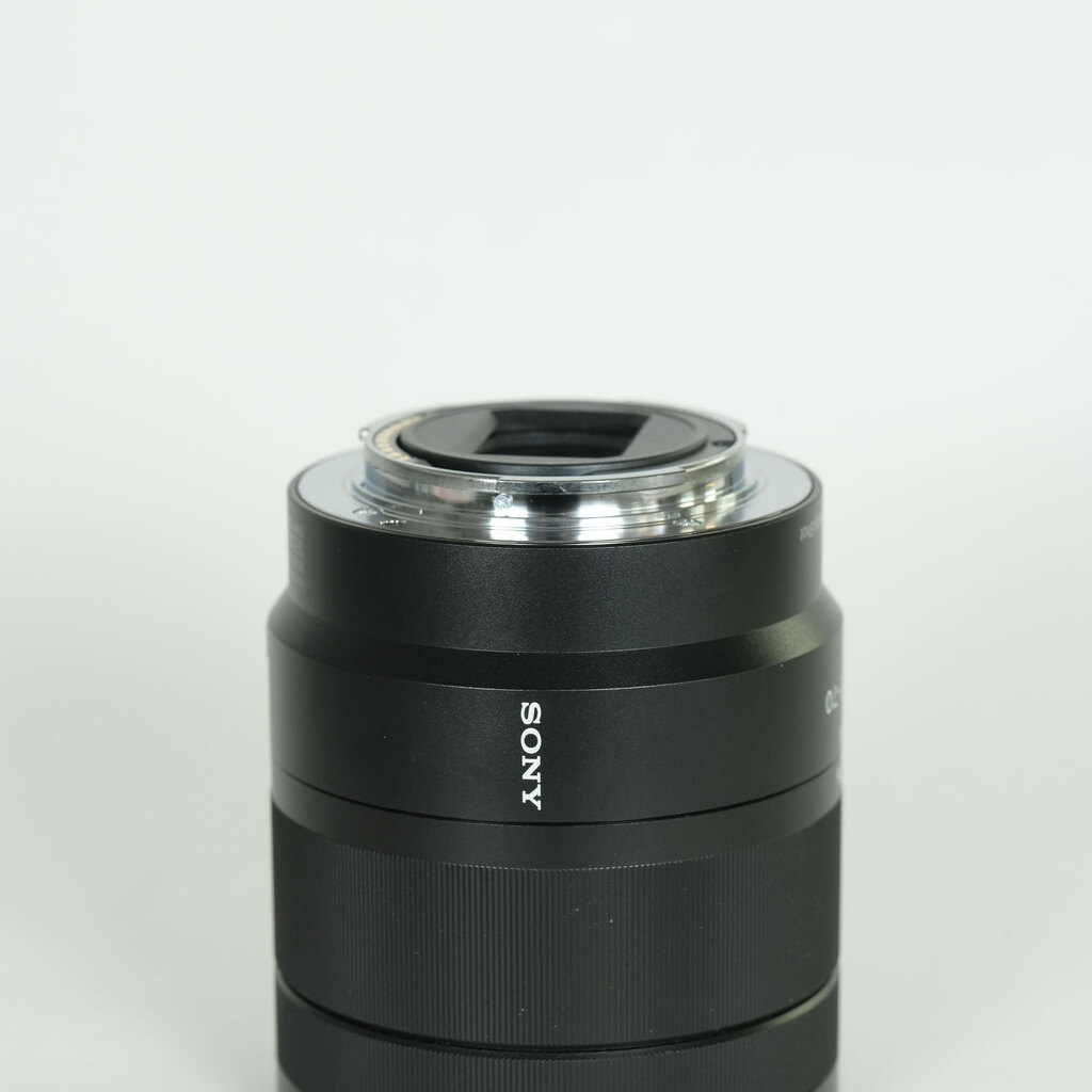 SONY Vario-Tessar T＊ E 16-70mm F4 ZA OSS SEL1670Z