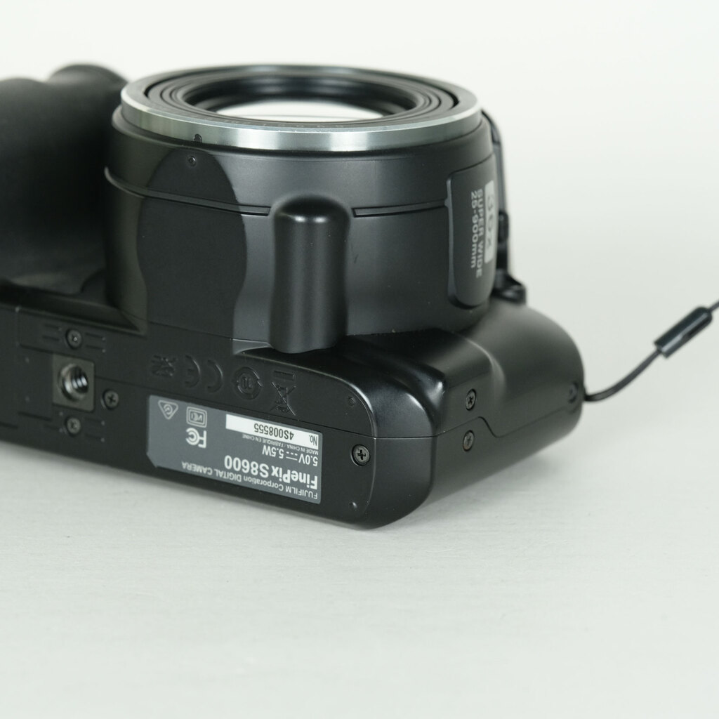 FUJIFILM FinePix S8600 ブラックの出品 | ONE SCENE（ワンシーン）