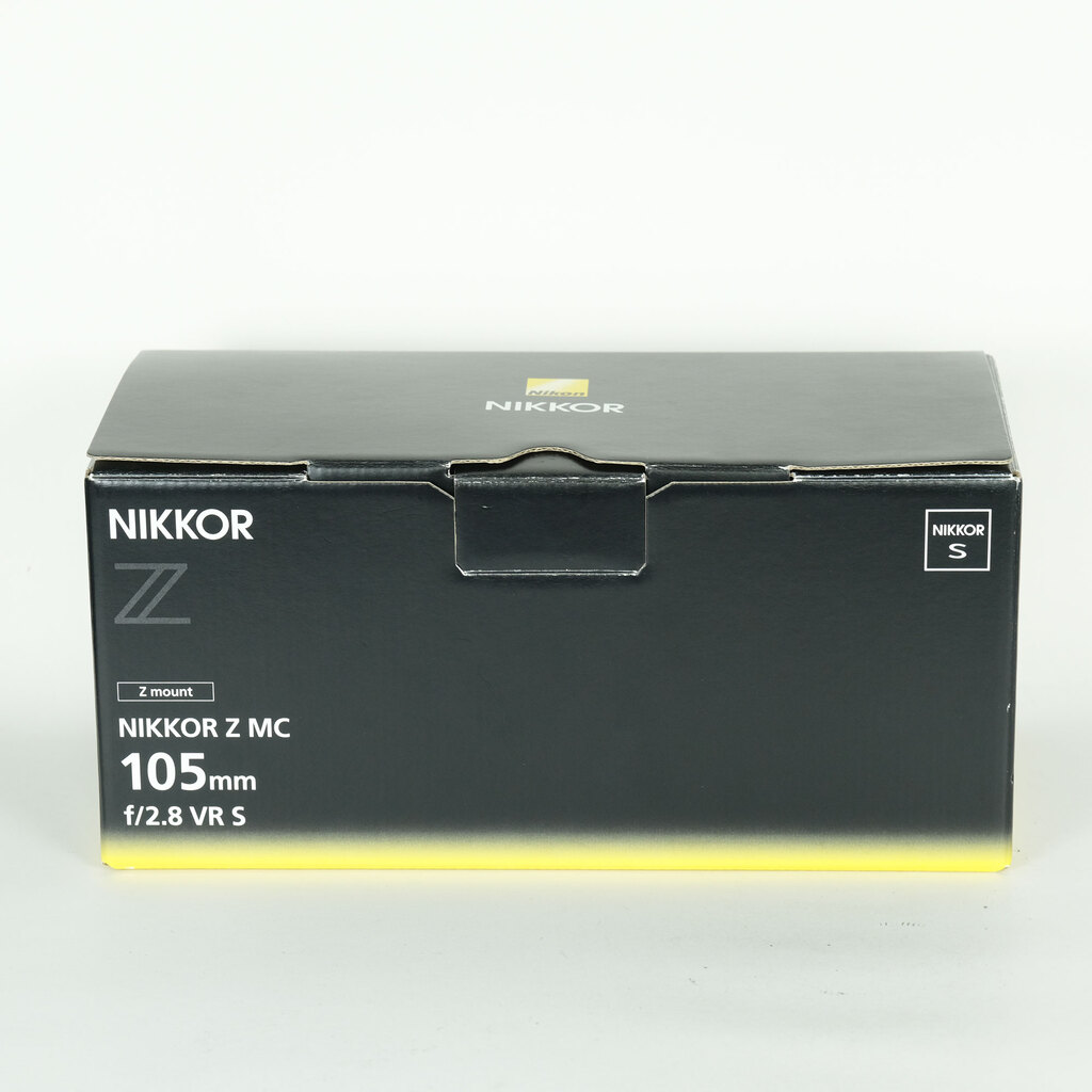 Nikon NIKKOR Z MC 105mm f/2.8 VR S Nikon NIKKOR Z MC 105mm f/2.8 VR S