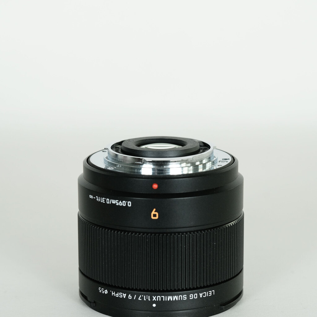 Panasonic LEICA DG SUMMILUX 9mm / F1.7 ASPH.