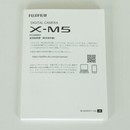 FUJIFILM X-M5