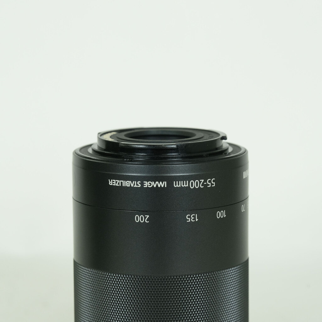 Canon EF-M55-200mm F4.5-6.3 IS STM