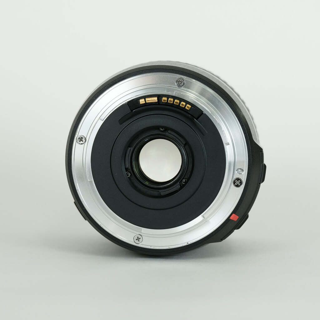 TAMRON 18-270mm F3.5-6.3 DiII VC PZD/Model B008E（キヤノンEF用）