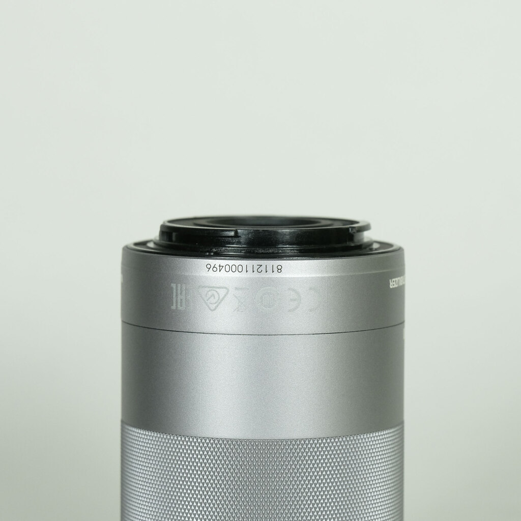 Canon EF-M55-200mm F4.5-6.3 IS STM シルバー