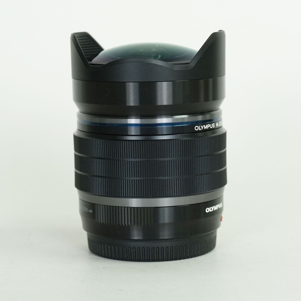 OLYMPUS M.ZUIKO DIGITAL ED 8mm F1.8 Fisheye PRO