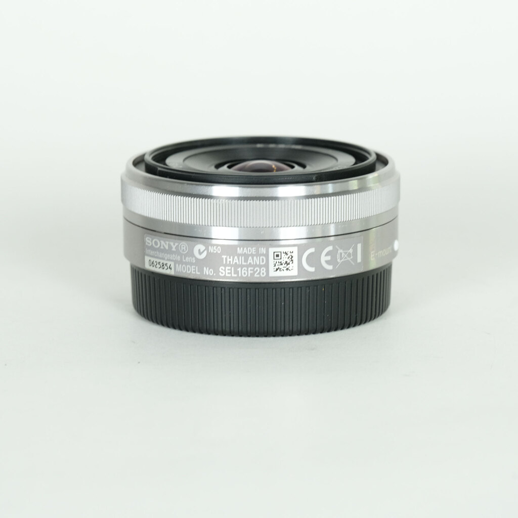 SONY E 16mm F2.8 SEL16F28