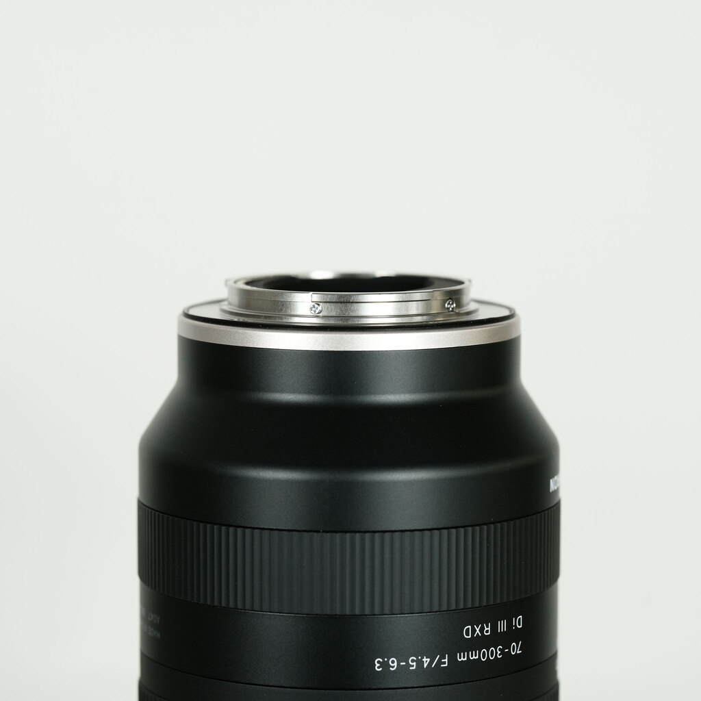 TAMRON 70-300mm F/4.5-6.3 Di III RXD (Model A047) [ソニーE用]