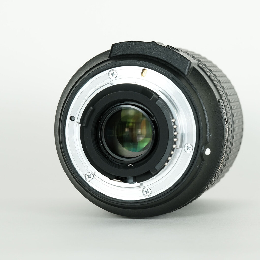 Nikon AF-S DX NIKKOR 18-140mm F3.5-5.6G ED VR