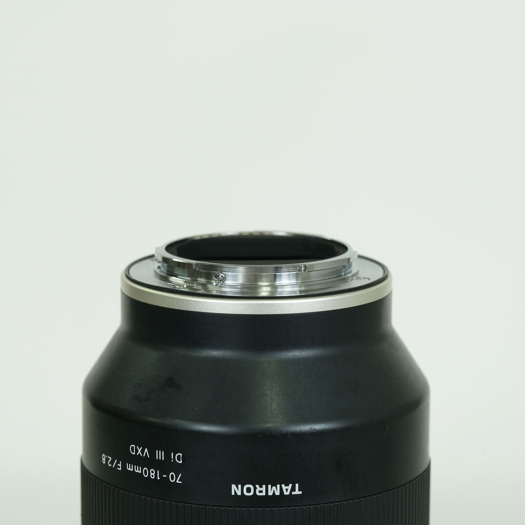 TAMRON 70-180mm F/2.8 Di III VXD (Model A056) [ ソニーE用 ]